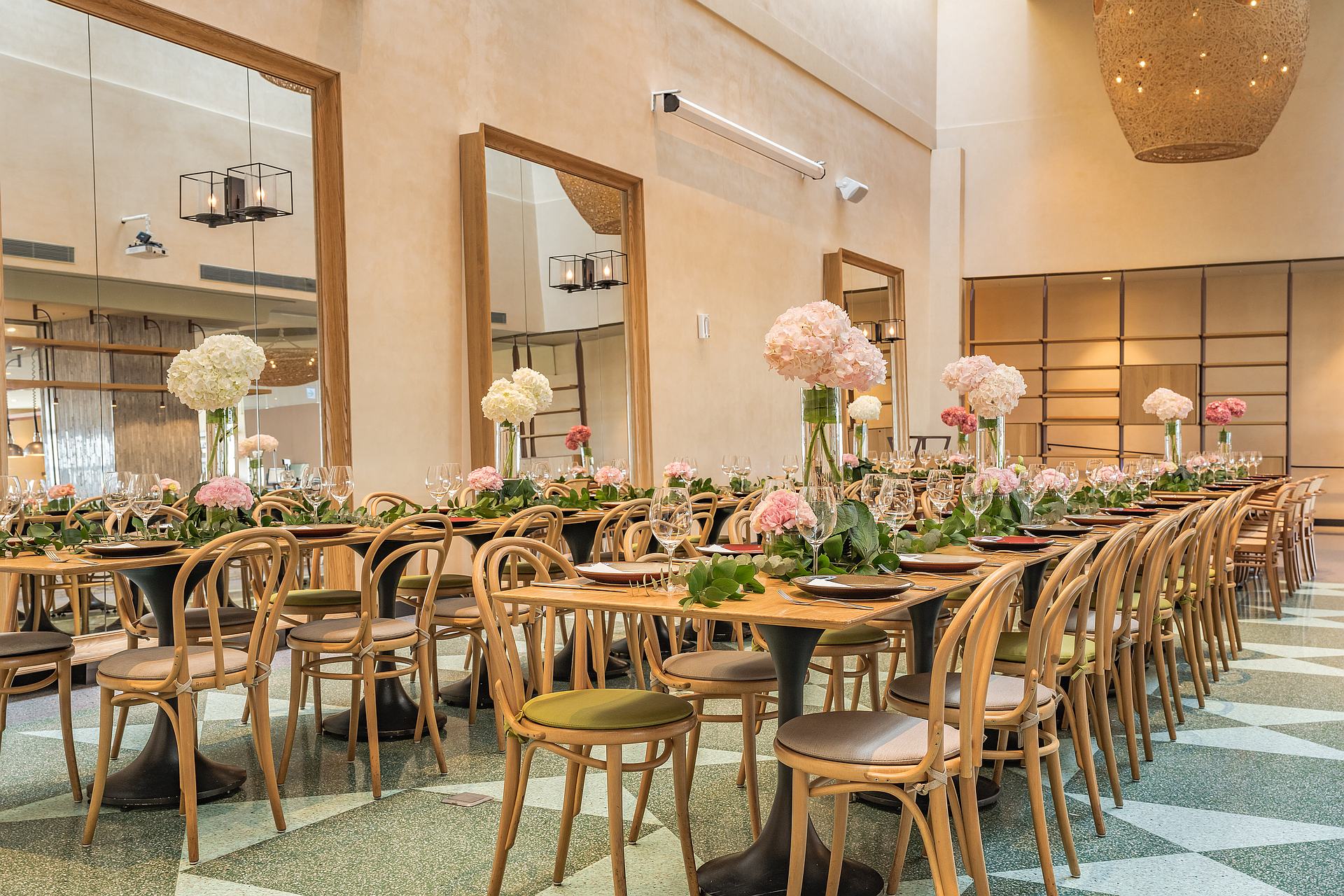 2025 Graduation Party Buffet Packages and Graduation Party Venues at amba Taipei Songshan Hotel 