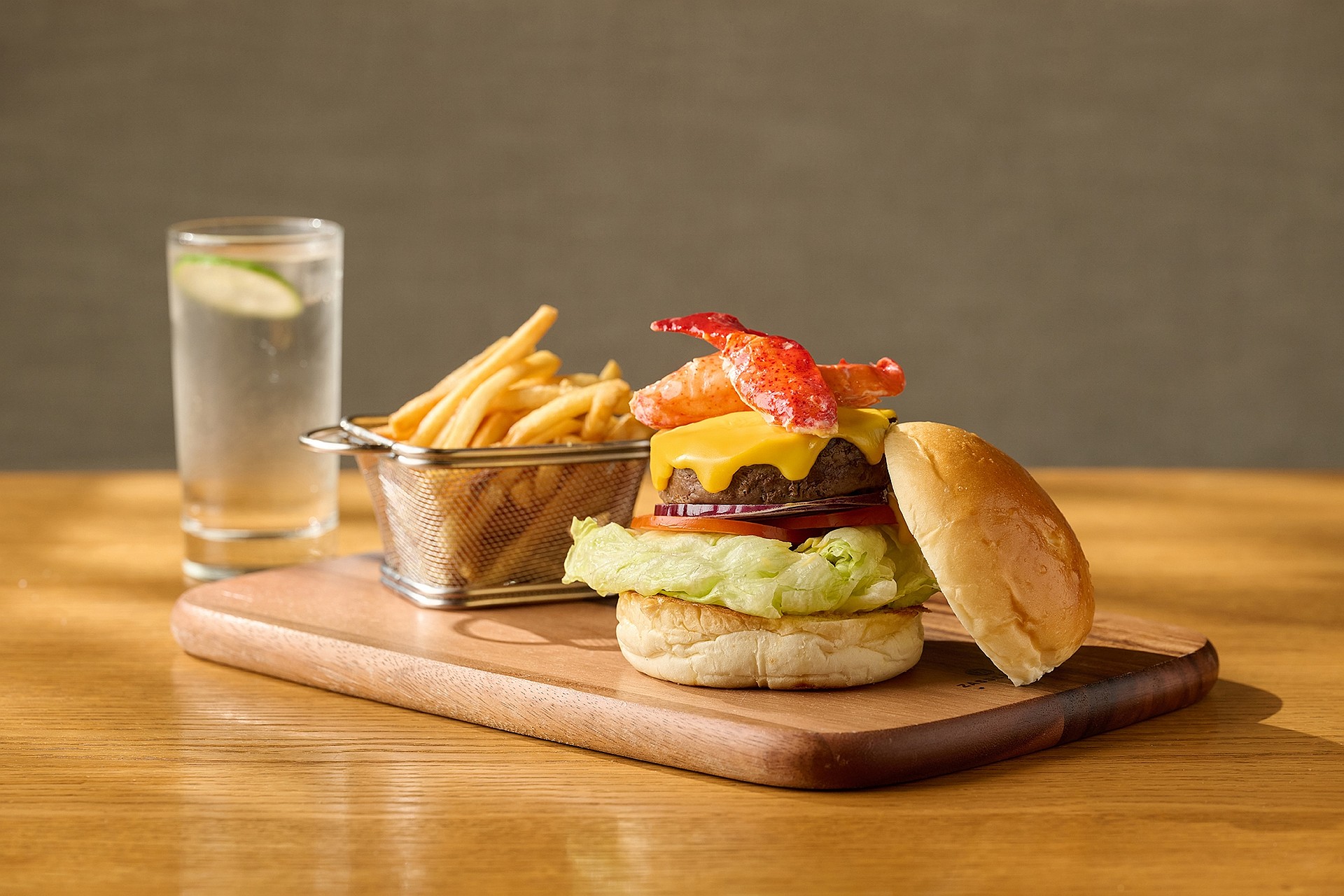 Weekday Lunch Special at Que woodfired grill of amba Taipei Songshan hotel