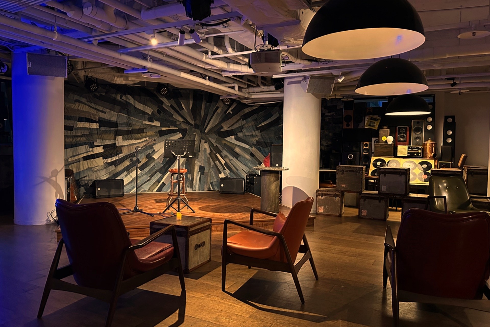 All-You-Can-Drink Cocktails & Beer and Must-Eat Taiwanese Snacks at tingba music lounge of amba Taipei Ximending hotel